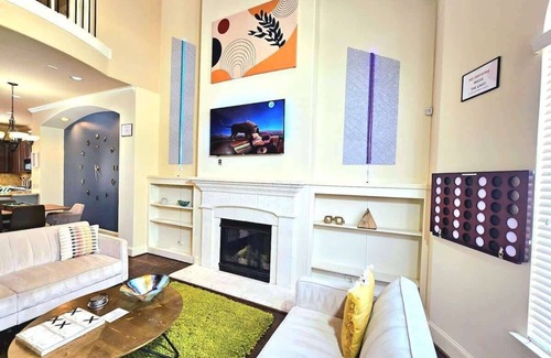 Woodlake - Briar Meadow House | 2 Homes for 1 Price Magnificent Pool Sleeps 16