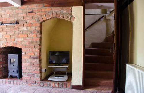 Old Bolingbroke House | 2 Hope Cottage