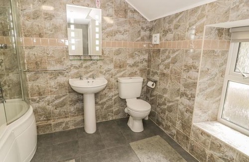 Corris Apartment | 2 Isygraig