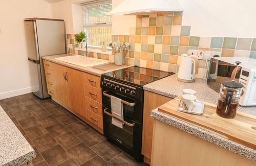 Penrith House | 2 IVY COTTAGES, family friendly, with open fire in Langwathby