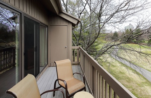 Acme Condo | 2 King BDR with a Loft Golf Course 5569
