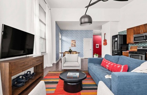 Hillsboro Village Apartment | 2 King bed and patio near Music Row