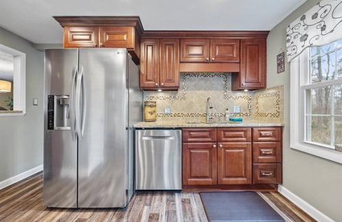 Peachtree City House | 2 King Beds , 8 miles to Trilith, Pets friendly, Quiet neighborhood