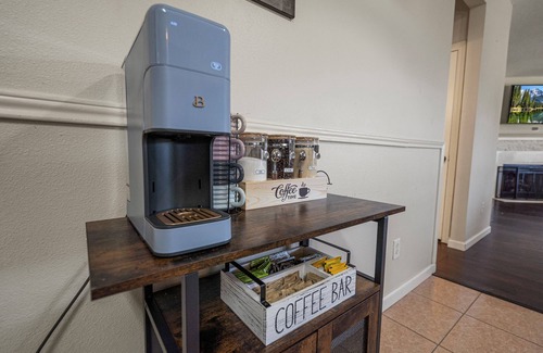 Baytown House | 2 King Beds+Coffee&Ceral Bar+Sleeps 12+W&D