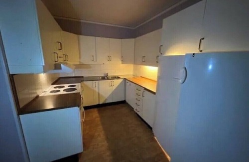 Ljungaverk Apartment | 2 lägenheter Ljungaverk 2x4 rum 220kvm eget hus