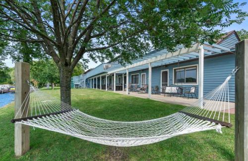 Mayfield Apartment | 2 Lakeside Apartment Units in One at Fife Lake Lodge