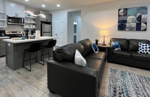 Harlingen House | 2 Luxury Homes w/ 2Pools |Walk to Hospital & Cafes