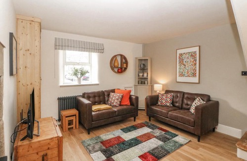 Tideswell House | 2 Market Square