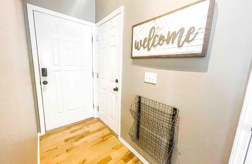 Palmer Lake Villa | 2 Master Suites! Pet Friendly With MTN Views