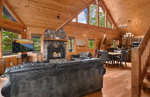 Foxfire Estates Cabin | 2 Masters + Theater + Sauna + Mtn Views + Hot Tub