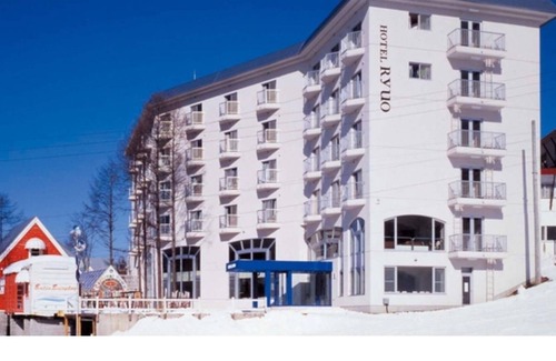 Yamanouchi House | 2 meals included 0 minutes to the slopes 6 minu / Shimotakai Nagano