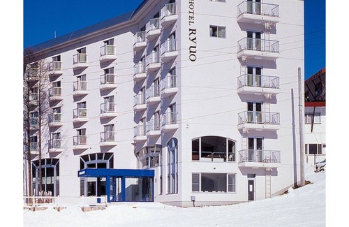 Yamanouchi House | 2 meals included 0 minutes to the slopes 6 minu / Shimotakai Nagano