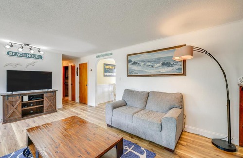 Wellfleet House | 2 Mi to Beach Wellfleet Home with Bike Trail Access
