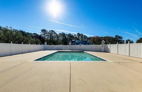 Frankford House | 2 Mi to Bethany Beach Boardwalk! Townhome with Pool