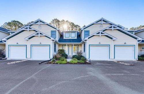 Frankford House | 2 Mi to Bethany Beach Boardwalk! Townhome with Pool