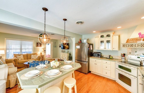 Bethany Beach Cottage | 2 Mi to Boardwalk: Home w/Deck in Bethany Beach!