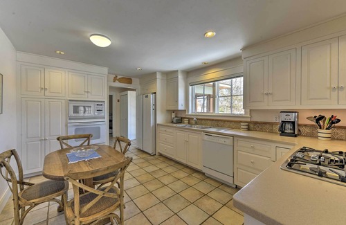Ipswich Cottage | 2 Mi to Crane Beach: Waterfront Ipswich Escape!