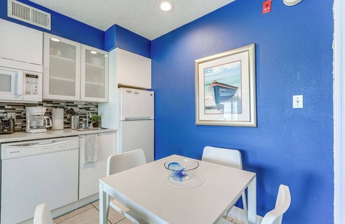 Florida Central Atlantic Coast Condo | 2 Mi to Disney: Resort Condo w/Pool Access