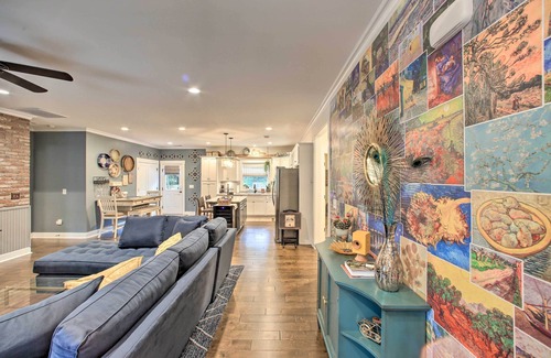 Parker House | 2 Mi to Downtown: Luxe Greenville Retreat!