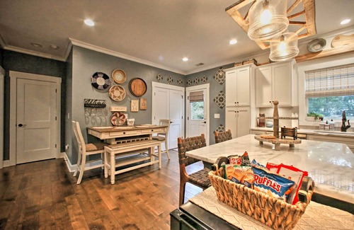Parker House | 2 Mi to Downtown: Luxe Greenville Retreat!