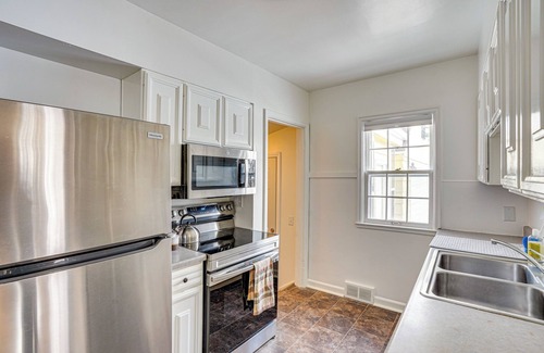 Sioux Falls House | 2 Mi to Dtwn: Home w/Fenced Yard in Sioux Falls