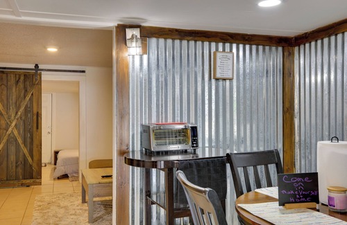 Hinesville Apartment | 2 Mi to Fort Stewart: Cozy + Convenient Apt!