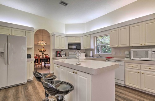 Lecanto House | 2 Mi to Golfing: Luxe House w/Lanai + Pool