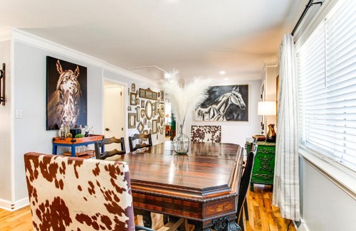 Aiken House | 2 Mi to Historic Horse District Dog-Friendly Home