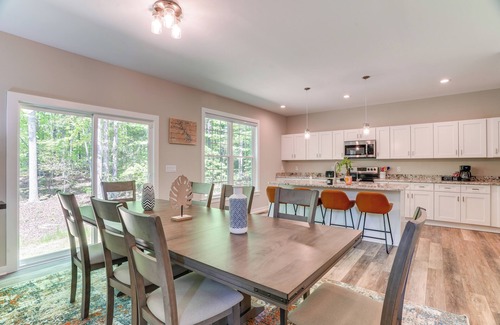 Bumpass House | 2 Mi to Lake Access: Pet-Friendly Bumpass Retreat!