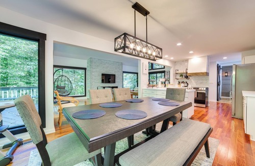 Birchwood Farms Cottage | 2 Mi to Lake: Modern Harbor Springs Home w/Grill!