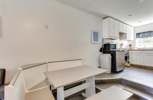 Long Beach Apartment | 2 Mi to Long Beach Waterfront! Convenient Studio