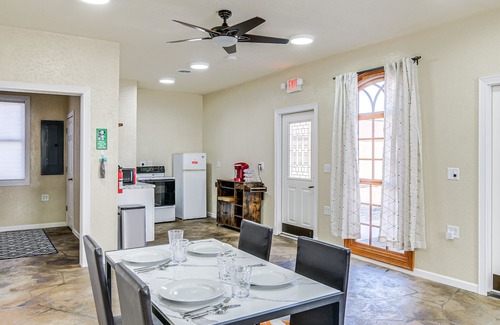 Newton Apartment | 2 Mi to Main St: Newton Guest House