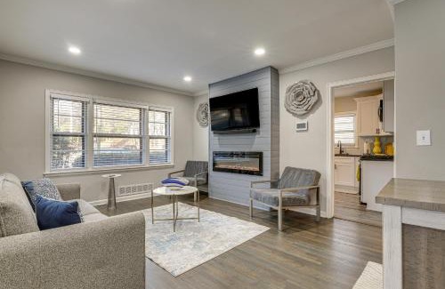 Piedmont Heights Apartment | 2 Mi to Midtown Chic Apartment in Atlanta!