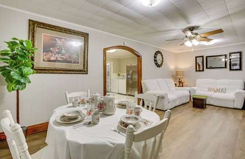 Thibodaux House | 2 Mi to Nicholls State University: Home w/Yard