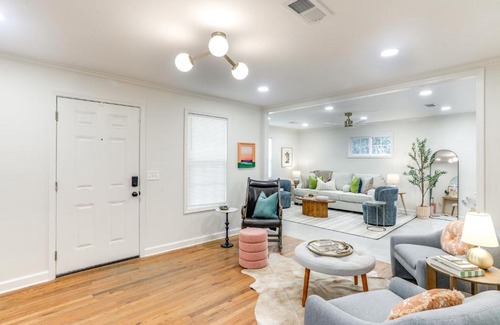 Oxford House | 2 Mi to Ole Miss Modern Home in Historic District