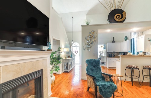 Cordova House | 2 Mi to Shelby Farms: Charming Family Home w/Yard