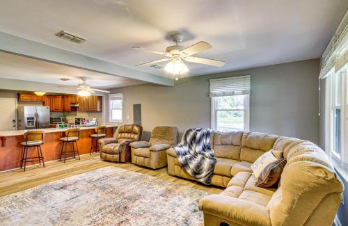Donalsonville House | 2 Mi to Shops and Eats Family Home in Donalsonville