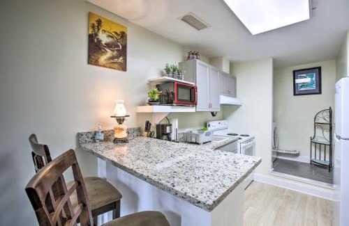 Westwego Apartment | 2 Mi to TPC Louisiana Avondale Apt with Patio