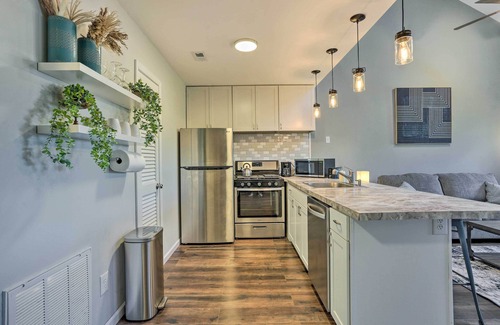 Vernon Condo | 2 Mi to Waterpark: Vernon Township Gem w/Balcony