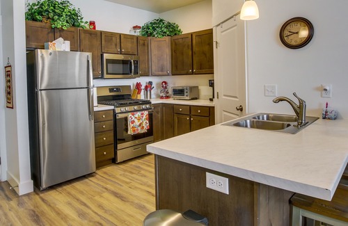 Providence House | 2 Mi to Zootah: Providence Townhome w/Fireplaces