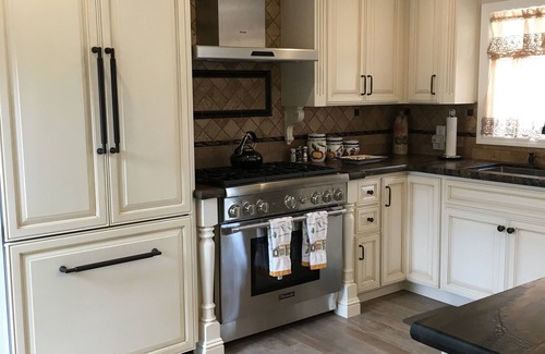 Del Monte Forest House | 2 min drive to the beach/17 Mile Drive