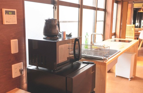 Shimizu Ward House | 2 min. from JR station｜Up to 10 people for private parties｜100 year old private house｜Mt. Fuji｜Handmade bedding by the best craftsmen in Japan