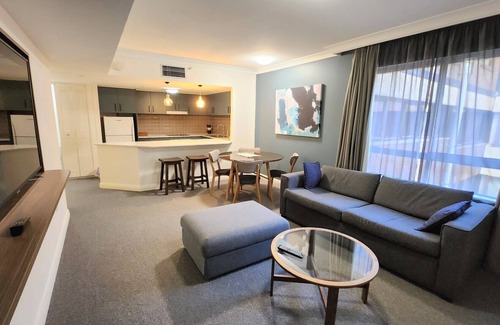 Chatswood Apartment | 2 min to the station