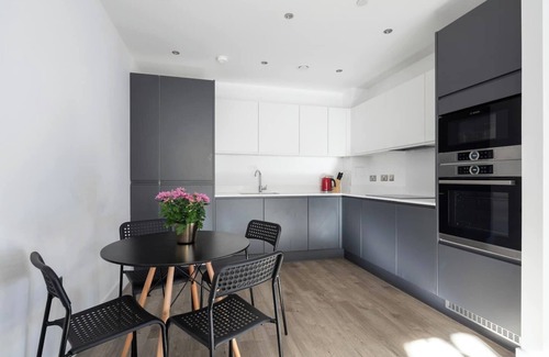 Hackney Wick Apartment | 2 mins walk from UCL campus & London stadium