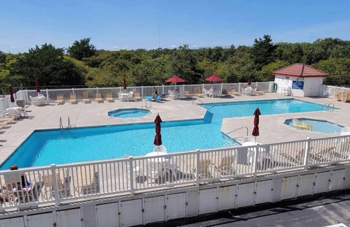 Wildwood Crest Condo | 2 Minute Walk To Diamond Beach! Charming 2 BR condowith wonderful ocean views!