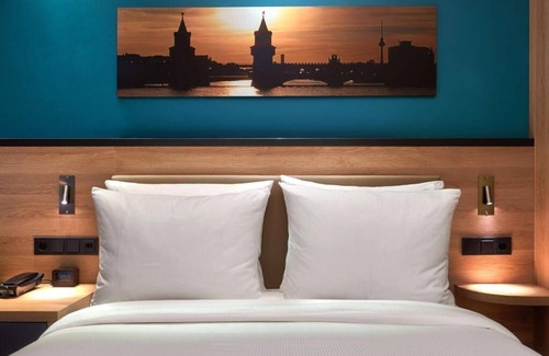 Mitte Hotel | 2 Modern Units Near Alexanderplatz | Business Center | Perfect for Work Trip