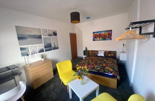 Crewe House | 2 Newcastle Street