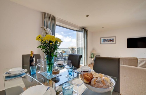 Braunton Cottage | 2 Ocean Point