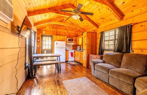 Hendersonville Cabin | {2 of 4} Cozy Cabins next to Dupont State Park! Pet Friendly!