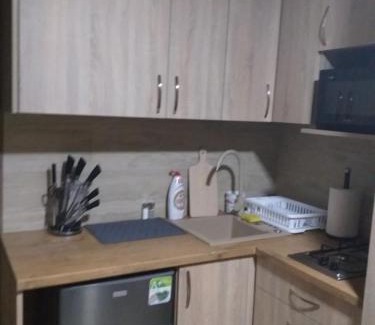 Grodzisk Mazowiecki Apartment | 2 osobowe kawalerki w domkach FreezerHause Kozery- NoclegiGrodziskPL 792-535-535